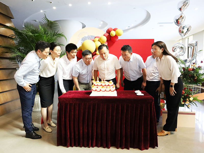 二十一载 智造未来丨贺PG直营股份廿终生日，再启新篇